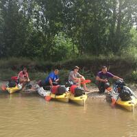 Teenager Kanuausflug