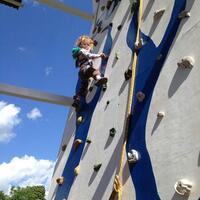 Kletterspaß am Kletterturm in Sinsheim